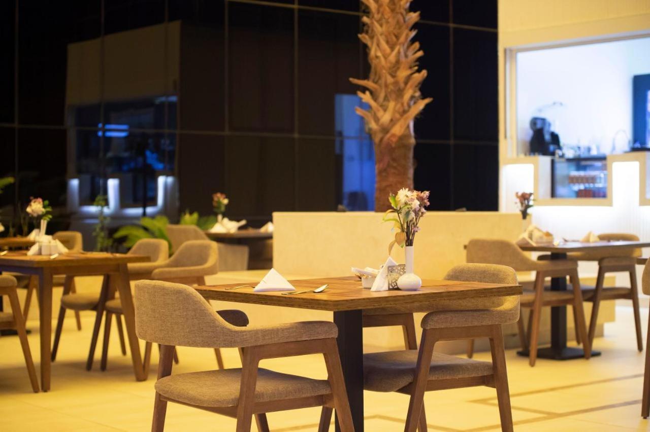 Sarwat Park Hotel Riyadh - Diplomatic Quarter 外观 照片